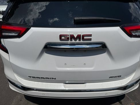 Used 2023 GMC Terrain Denali w/ Denali Premium Package AWD/4WD image 34