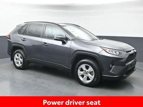 Used 2021 Toyota RAV4 XLE w/ Convenience Package AWD/4WD image 10