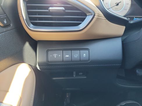Used 2021 Hyundai Santa Fe Calligraphy AWD/4WD image 28