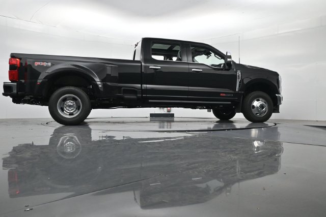 New 2026 Ford F350 Lariat w/ Lariat Ultimate Package AWD/4WD image 39