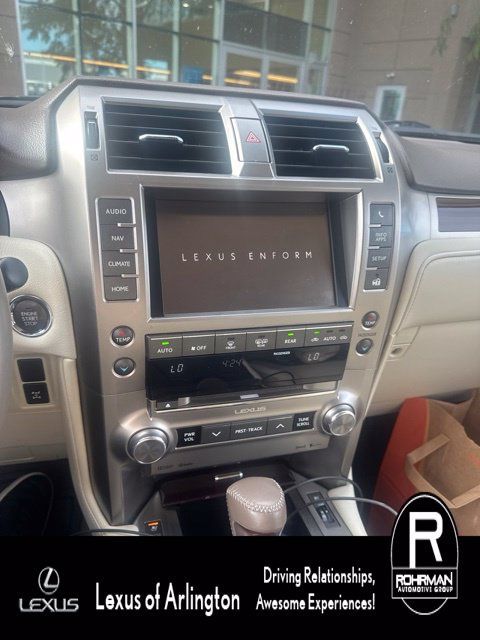 Used 2018 Lexus GX 460 Premium w/ Premium Package AWD/4WD image 10
