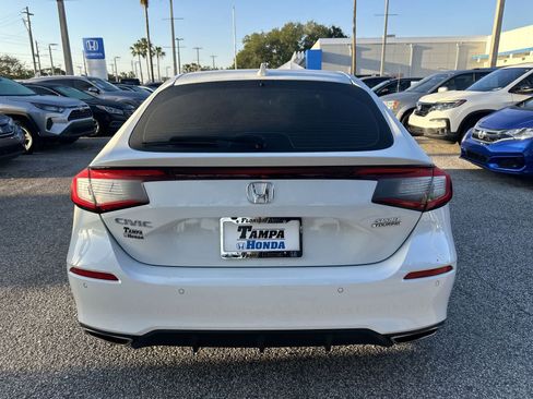 Used 2024 Honda Civic Sport Touring image 7