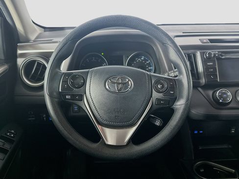 Used 2018 Toyota RAV4 LE w/ All Weather Liner Package AWD/4WD image 17