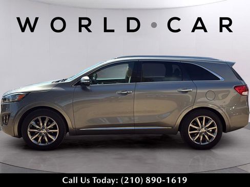 Used 2016 Kia Sorento SX image 38