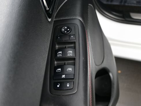 Used 2023 Dodge Durango R/T RWD image 13