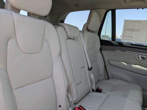 New 2026 Volvo XC90 T8 Ultra w/ Protection Package Premier AWD/4WD image 12