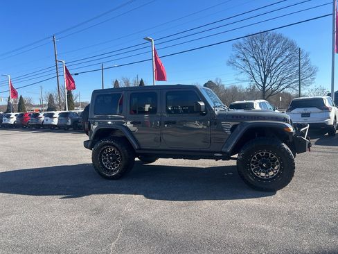 Used 2020 Jeep Wrangler Unlimited Rubicon image 2