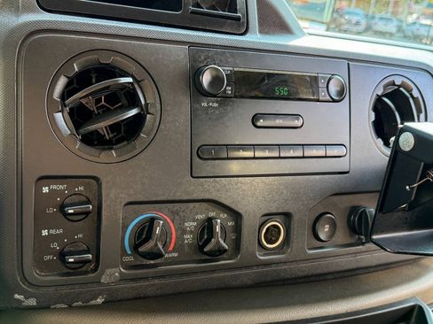 Used 2011 Ford E-350 and Econoline 350 Extended Super Duty w/ PWR Group RWD image 30