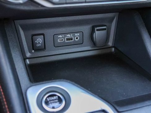 Used 2024 Nissan Sentra SR w/ SR Premium Package FWD image 21
