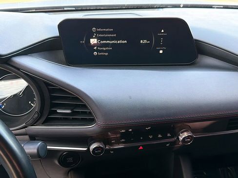 Used 2024 MAZDA MAZDA3 s image 28