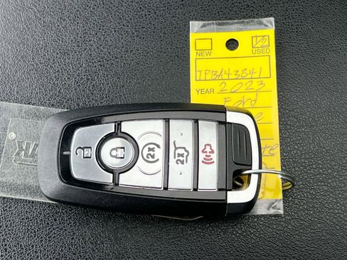 Used 2023 Ford Edge SEL w/ Convenience Package image 34