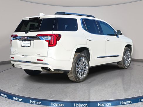 Used 2023 GMC Acadia Denali w/ Denali Technology Package image 7