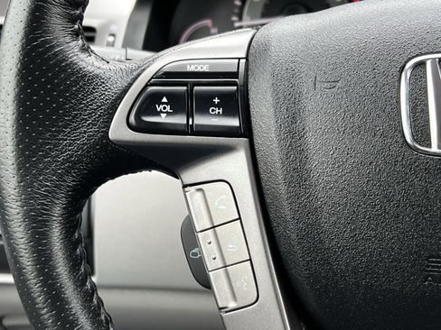 Used 2014 Honda Odyssey EX-L image 30