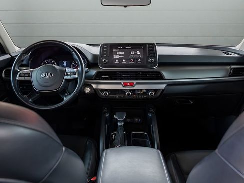 Used 2020 Kia Telluride S w/ S 8 Passenger Seating Package image 26