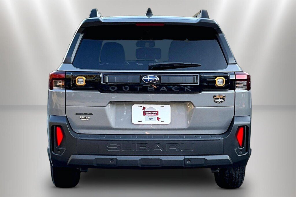 Used 2026 Subaru Outback Wilderness AWD/4WD image 6