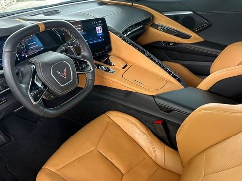 Used 2025 Chevrolet Corvette Stingray Preferred Cpe w/ Stealth Interior Trim Package RWD image 12