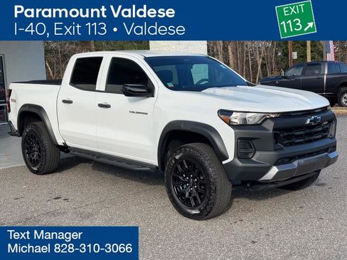 Used 2024 Chevrolet Colorado Trail Boss w/ Advanced Trailering Package image 21