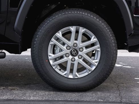 New 2026 Toyota Tundra SR5 image 4