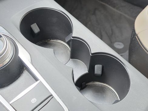 Used 2020 Ford Escape Titanium w/ Titanium Premium Package 2.0 image 29