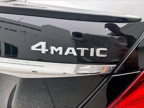 Used 2018 Mercedes-Benz E 400 4MATIC Sedan image 10