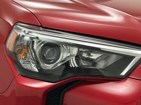 Certified 2024 Toyota 4Runner SR5 Premium w/ Moonroof Package AWD/4WD image 27
