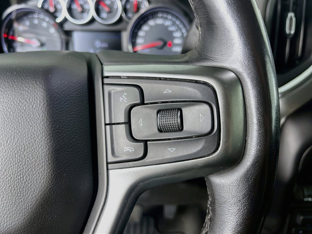 Used 2021 Chevrolet Silverado 1500 RST w/ Convenience Package II AWD/4WD image 15