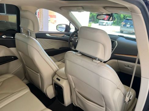 Used 2015 Lincoln MKC FWD w/ Equipment Group 102A Reserve image 16