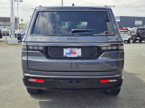 New 2026 Jeep Grand Wagoneer 4WD image 6