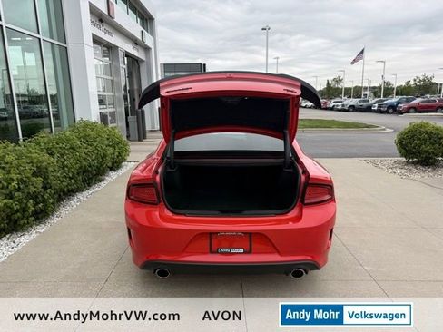 Used 2018 Dodge Charger R/T Scat Pack RWD image 10