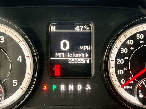 Used 2015 RAM 3500 Tradesman w/ Chrome Appearance Group image 8