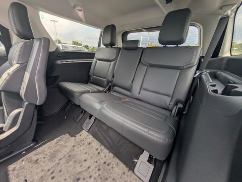 New 2027 Ford Expedition Max Active AWD/4WD image 12