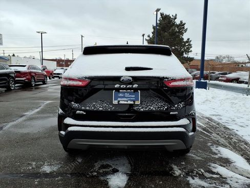 Certified 2024 Ford Edge SEL w/ Convenience Package image 7