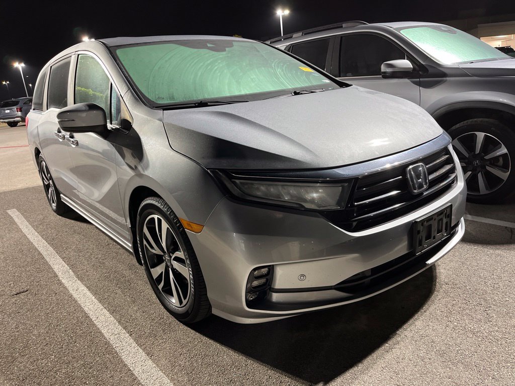 Used 2023 Honda Odyssey Touring image 2