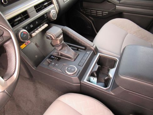 Used 2024 Toyota Tacoma SR5 RWD image 18