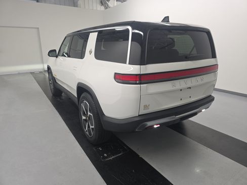 Used 2024 Rivian R1S Adventure Quad AWD/4WD image 3
