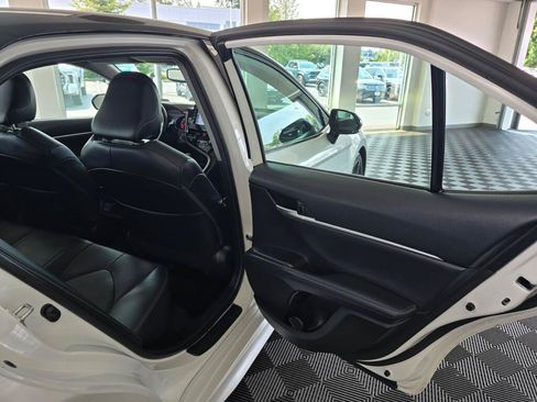 Used 2023 Toyota Camry XSE w/ Navigation Package FWD image 40