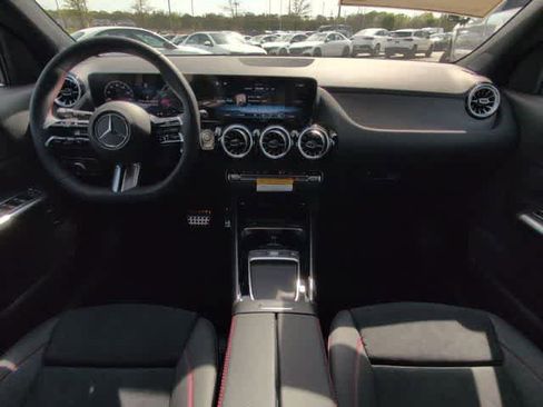 Used 2026 Mercedes-Benz GLA 250 image 14
