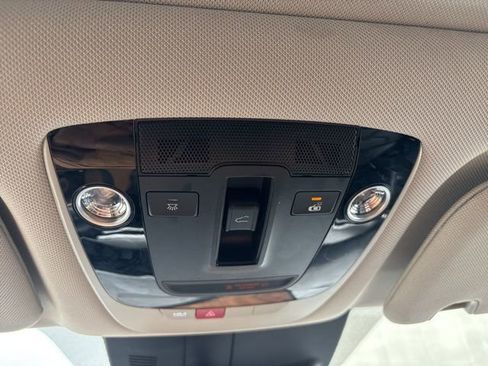 Certified 2024 Kia Sorento S w/ Panoramic Sunroof Package image 16