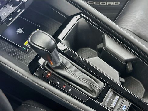 Used 2023 Honda Accord Touring image 25