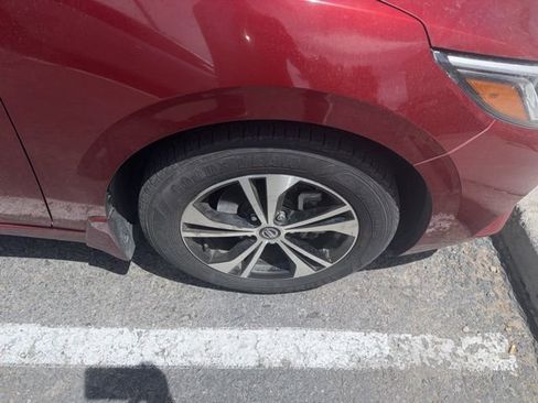 Used 2021 Nissan Sentra SV FWD image 7