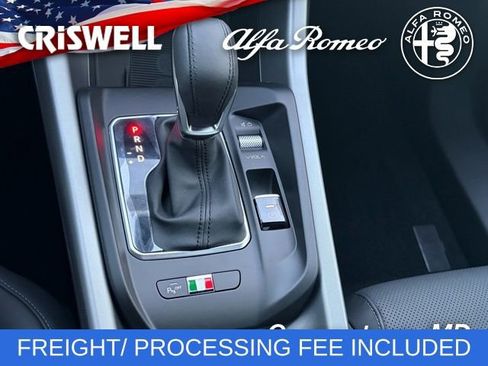 New 2026 Alfa Romeo Tonale w/ Black Premium Package image 30