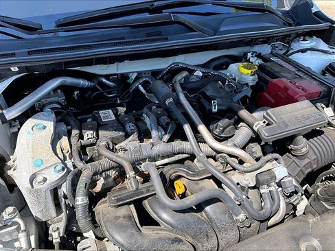 Certified 2024 Nissan Sentra SV FWD image 33