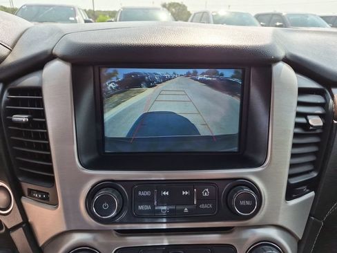 Used 2019 GMC Yukon XL Denali AWD/4WD image 30