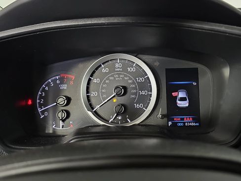 Used 2021 Toyota Corolla LE FWD image 18