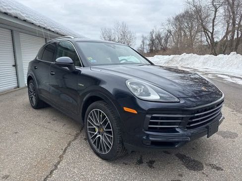 Used 2020 Porsche Cayenne E-Hybrid image 7