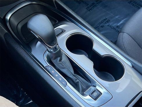 Used 2023 Chevrolet Malibu LT image 16