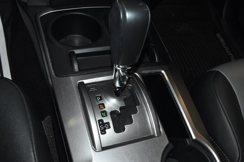Used 2019 Toyota 4Runner SR5 Premium AWD/4WD image 19
