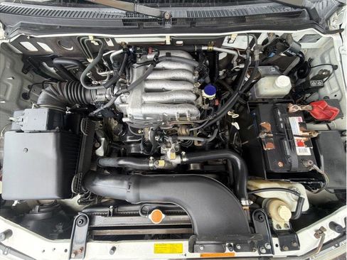 Used 2004 Mitsubishi Montero Limited AWD/4WD image 25