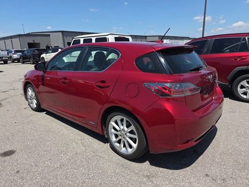 Used 2011 Lexus CT 200h Premium w/ Leather Pkg FWD image 3