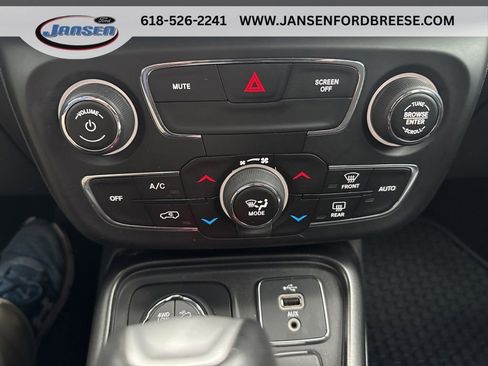Used 2018 Jeep Compass Trailhawk w/ Cold Weather Group AWD/4WD image 23